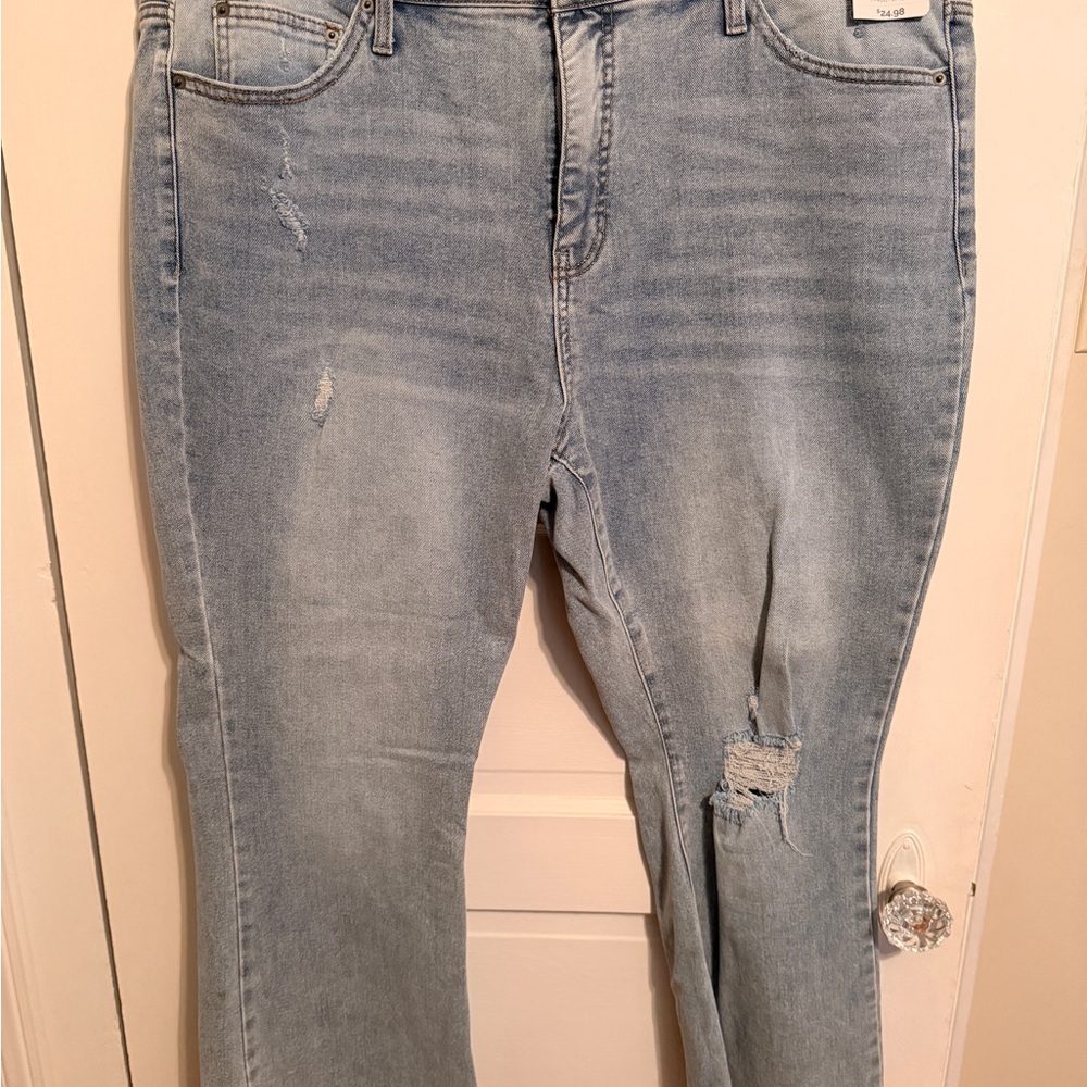 Women's Light Blue Distressed Jeans, NWT